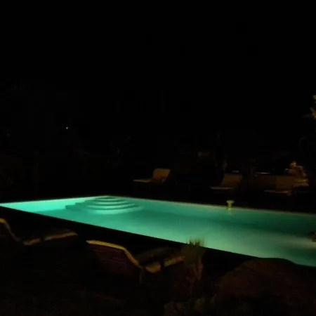Luxury 270m² House Of Character In Old Stones With Heated Pool, Near Calvi 빌라